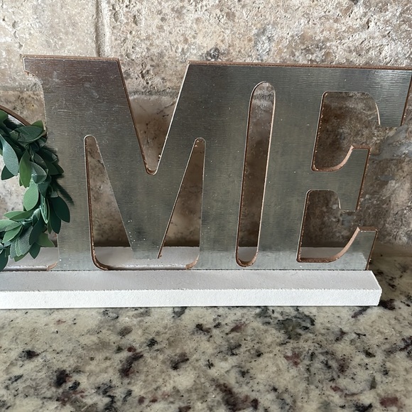 Home sign - Picture 8 of 10